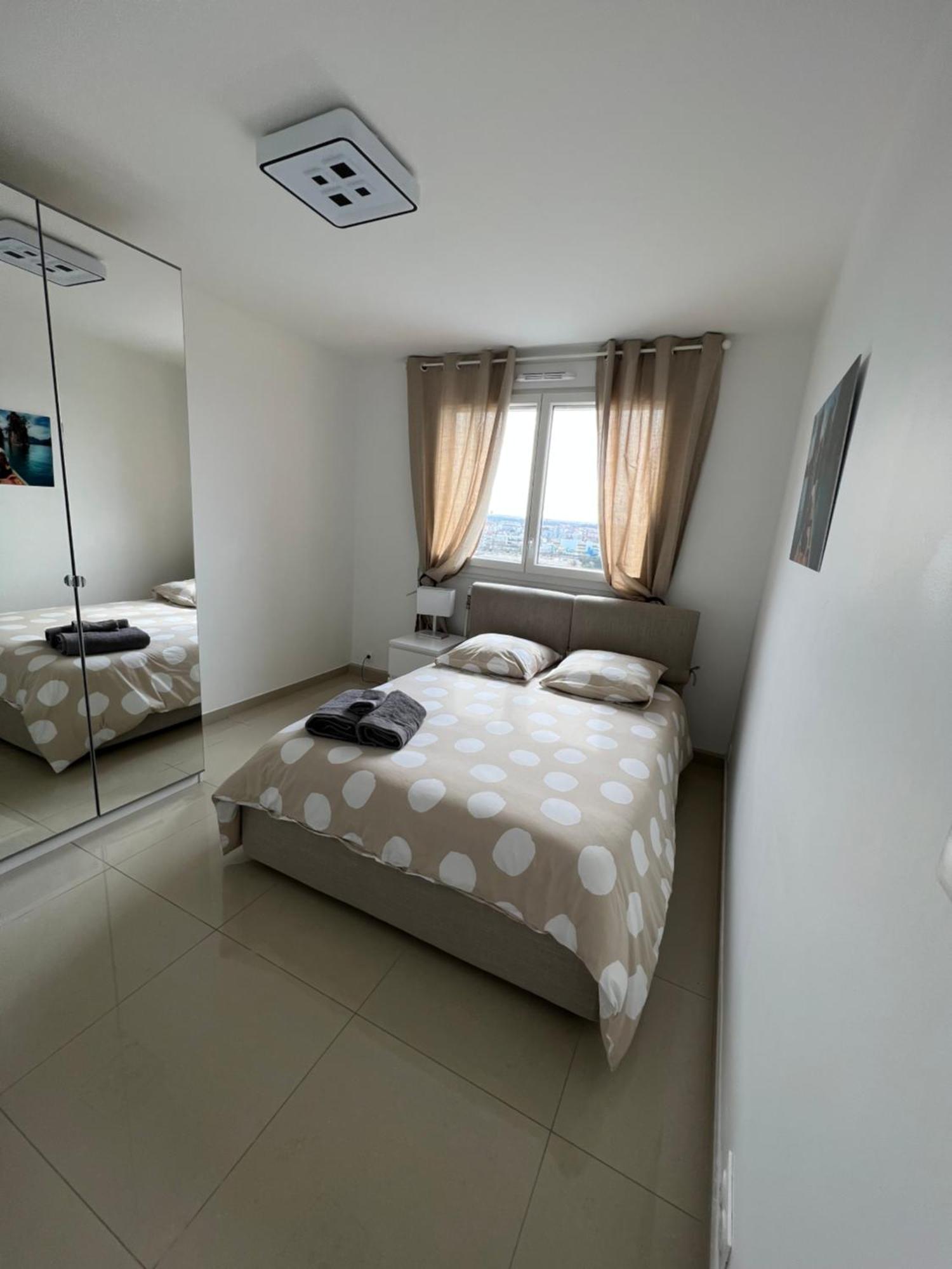 Super 4 Pieces Refait A Neuf Apartment Villeurbanne Ngoại thất bức ảnh